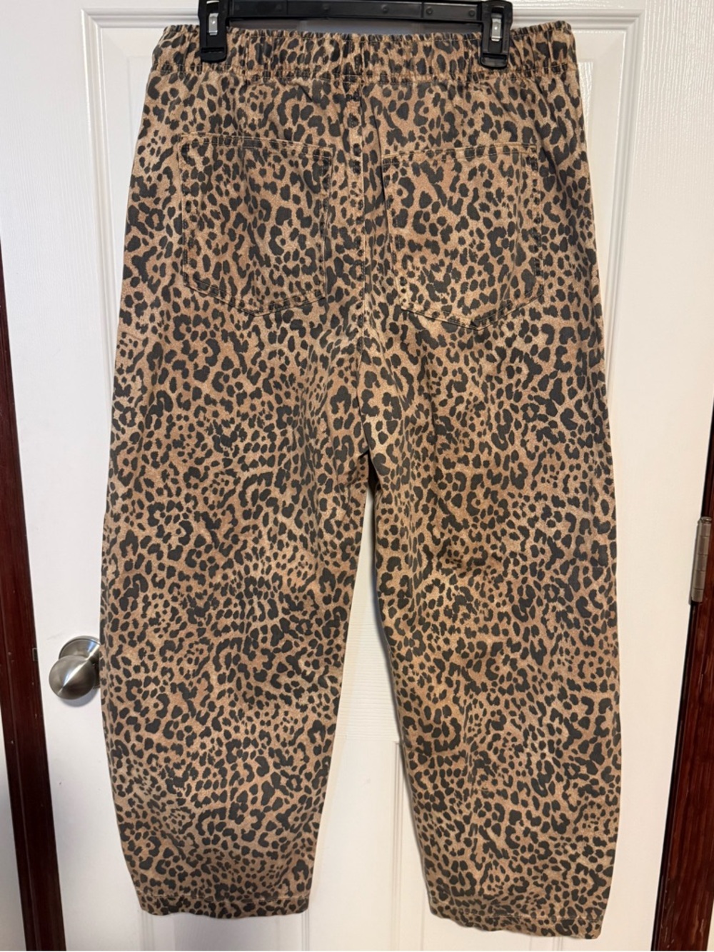 Gap Leopard Print Barrel Jeans - Picture 2 of 5